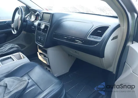 2016 Chrysler Town & Country Touring из США, поврежденный, VIN 2C4RC1BG2GR165143